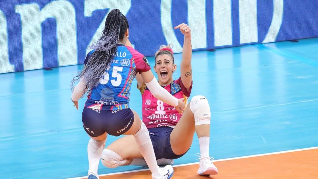 Kupa koleksiyoncusu Fenerbahçe'de: Formasını emekli ettiler 2